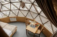 Aurora Village Hotel Отели в г. 