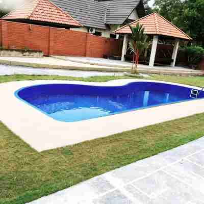 Melaka | A'Famosa D'Amour 1229 Villa with Pool and BBQ 12PAX by BeeStay Fitness & Recreational Facilities