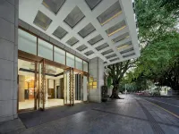 Riyuehai Hotel Riverside Bay·Dadonghai Hotels in 