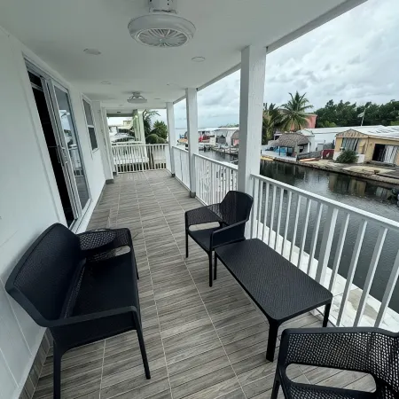 Luxury Key Largo Hideaway, Waterfront, Modern & Peaceful Paradise