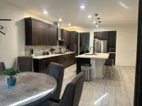 Spacious,Brand New 4-Bedroom House, Sleeping Upto 12 in Lodi with AC,Heat &WiFi. - 4-Star