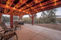 Brand New! A-Frame, Hot Tub, Game Room, Cozy Cabin - Chalets