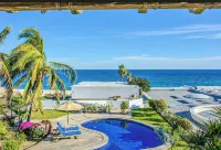 Casa Sunny Days - home in Private Gated Community w/Private Pool, Hot Tub, A/C