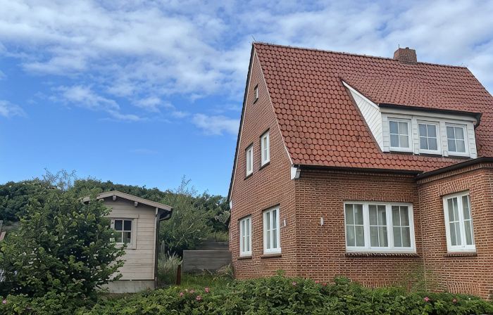 Haus Amrum - Located East Village on the Dunes: FeWo Look, Book, Experience *