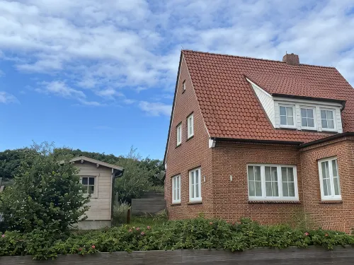 Haus Amrum - Located East Village on the Dunes: FeWo Look, Book, Experience * - 3-Star