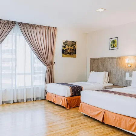 Hotel Nur Miri