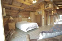 Large, Private & Charming retreat is ultimate upscale stay near Cody, Y.S. Park - Træningscentre