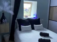 Cosy house with jacuzzi in a quiet hamlet Hotels in Ambleteuse