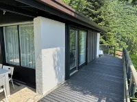 Lake Garda Tignale vacation home bungalow with pool and lake view Hotels in Tignale