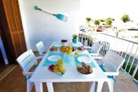 TURQUESA BEACH APARTMENT CLOSE TO THE BEACH - 2 ดาว