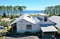 Starry Night: 3,800 Sqft, 1-Min to Beach!  - Resort Pool, Dog Friendly! - 4-Star