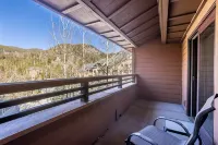 4-Bedroom Condo at River Run - Rates Reduced for Fall Festival Season!
