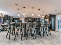 Huge Retreat with Heated Pool and Hot Tub by Briggs Woods Walking Trail and Golf - 5 Sao