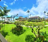 Ocean front studio condo w/views of pool, ocean & Sleeping Giant Mountain - 2 étoiles