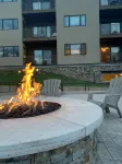 Lovely 2 Bedroom Condo - Steps from Gondola/Mountain Base, AC in Unit - Pool