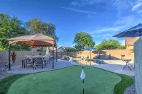 Heated Salt Water Pool Putting Green BBQ 4 Tv's - Homestays