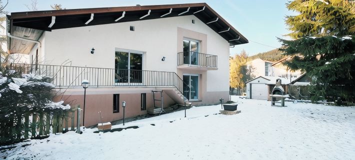 Chalet Evasion for 15 people with spa in Gerardmer Hotels in Gérardmer