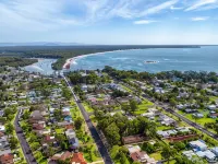 Husky by the sea Huskisson Hotels in Huskisson