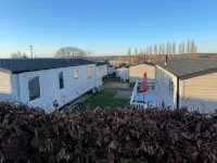 Arum dog friendly caravan on Rockley Park, Poole - Homestays