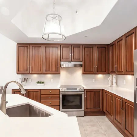 Downtown Location!  Naples Bay Resort - Amenities!