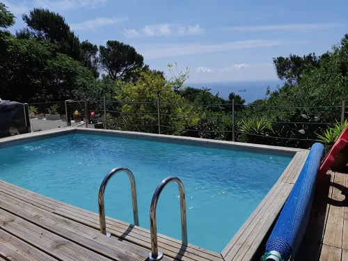 Top of villa, terraces, swimming pool at Mont St Clair, pétanque court with sea view - appartements de vacances
