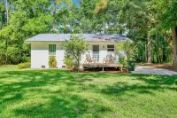 NEW LISTING! Peaceful, Fairhope Cottage - Country Houses