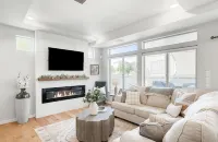 Spacious 5-bedroom house in charming Castle Rock with AC, WiFi, fitness area - 4성급