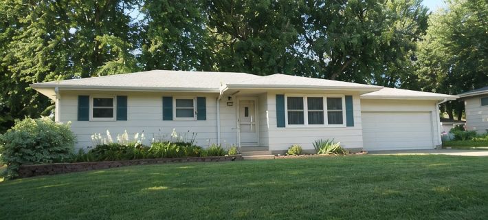 Five Bedrooms and a Great Location Hotels in Sioux Falls