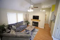 Culberhouse Cottage - Executive/Vacation Rental - 3-Star