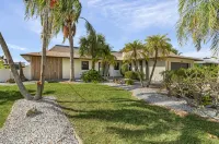 The Coastal Hideaway Luxury Villa - Villas