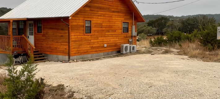 The Lonesome Dove Lake Cabin Hotels in Comal County