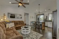 New 2 bed Hideaway, 8 minutes from Downtown Prescott - Country Houses