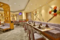 Regenta Central the Crystal Kanpur, - Desayuno
