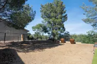 Luxury Three Bedroom Home with Amazing Views Near Sedona & Wineries - Boutique