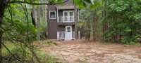 Rustic Western Bath House in East Texas Piney Woods, Honeymoon, Weddings, Venues