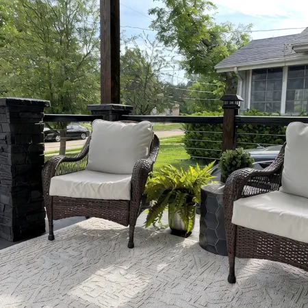 Charming Bungalow, Prime Location Walk to Isu & Iwu, Playground Across Street