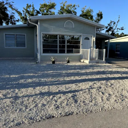 Beach House - 3 Min Walk to Beach!