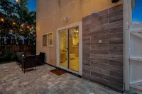 Ocean Oasis: Steps To Beach/Close to Mayo Sleeps8! - balcony