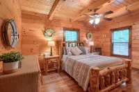 Christine's Chalet Cabin at Trickle Creek