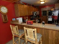 Indoor Private Hot Tub, Wood Fireplace, 2Br,2BA Great Views!  Sleeps 5 - Bathtub