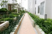 Posh 2Br Apartment at Bassura City Near Shopping Mall by Travelio - Rooftop Pools
