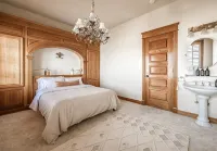 Chateau Wisteria - Luxury Villa with Theater, Garden & Panoramic Views - بوتيك