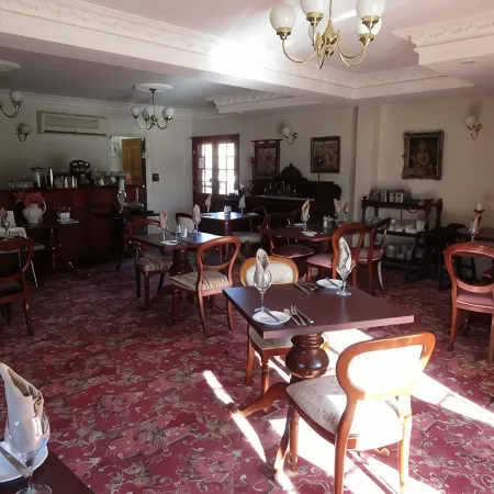 Australian Heritage Motor Inn