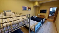 Lakefront - 4BR w/Hot Tub & Sauna - Wifi