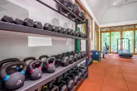 Nomad Beach Resort - Gym