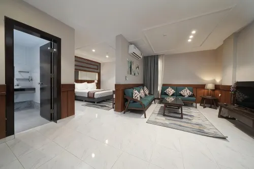Biz Hotel Apartments - Holiday Apartments