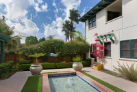 1906 Lodge - Jacuzzi