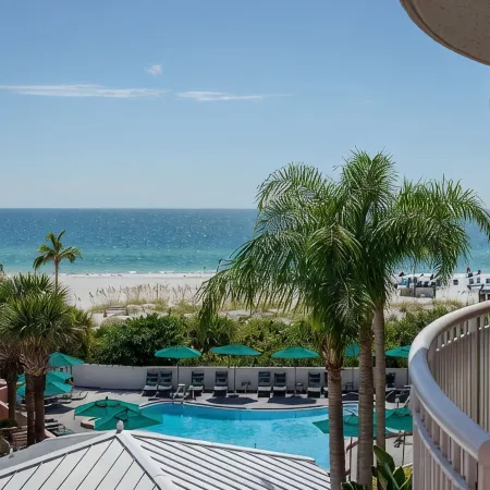 Beach House Suites by the Don CeSar