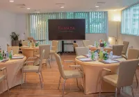 Ramada by Wyndham Downtown Dubai - Business