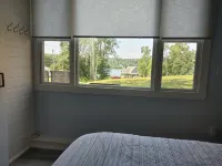 Cozy Cottage with stunning views of Stover's Cove.